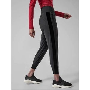 Athleta Venice Velvet Stripe Jogger size Medium Black